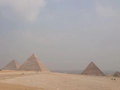 -吉萨金字塔群