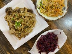 -壹阁胡羊焖饼(特色小吃街店)