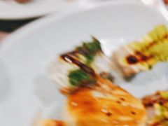 -金滏山烤肉·海鲜·火锅自助餐厅(襄阳万达店)