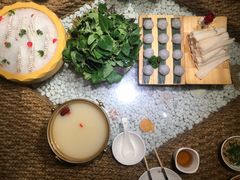 -慢丽江·云南野生菌土鸡锅(西山店)