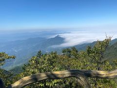 -罗田薄刀峰风景区