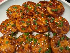 香煎鹅肝酱藕饼-醉辉皇上海之巅(上海中心大厦店)
