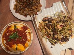 -浩海火燒雲傣家菜(芮欧百货店)