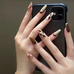 -悦指间美甲美睫
