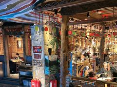 -老牌坊云南鱼豆花火锅(爱建店)