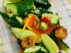 黄瓜拌油条-松针蔡记蒸饺(花园路店)