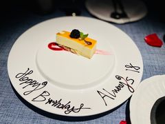 -弦月窗LUNETTE BY AMANDA(复兴路店)