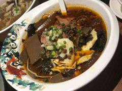 -渝是乎酸菜鱼(龙旗购物中心店)