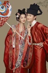 -雨墨婚纱摄影工作室