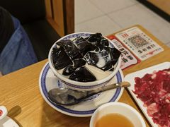 土著龟苓膏-邹开喜·炭炉鸡煲·海鲜火锅(虹口足球场店)