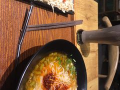 -八月美食小馆(银泰城总店)
