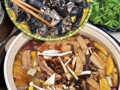 -土连锅·现熬养生汤锅(梁家巷店)