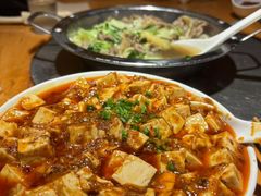 -大众跷脚牛肉馆·非遗传承单位(峨眉山店)