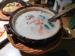 鲜虾排骨粥-粤港湾砂锅粥·宵夜(宝龙店)