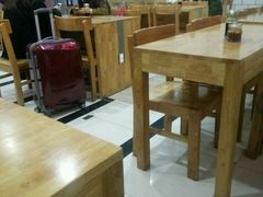 大堂-百年尹氏汤包(环球美食荟店)