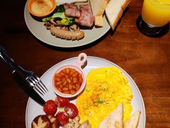 -JINNS锦时 steak&pizza(浸信会礼拜堂旧址店)