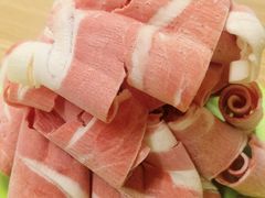 -洞庭洲·防空洞火锅·烧烤·铜锅涮肉(新百广场店)