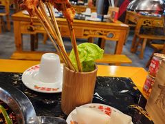 -憨孃孃·重庆老火锅(红山黑金店)