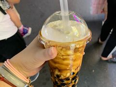 -六合夜市