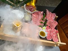 -铭牛烧肉·和牛海鲜自助(高新月牙湖店)