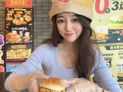 -麦当劳(贵和购物中心B1店)