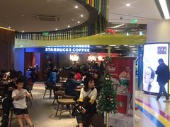 等位区-星巴克(七宝领展广场1F店)