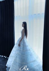 -Renee芮亦婚纱