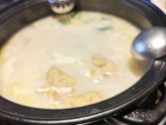 -大匠工房古船木艺术餐厅·猪肚鸡专门店(长白仙岛店)