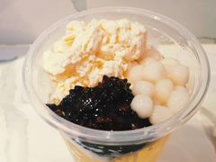 招牌白雪黑糯米冰粉-甜心闲生传统手工冰粉(太古里店)