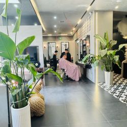 -老肖男士理发店