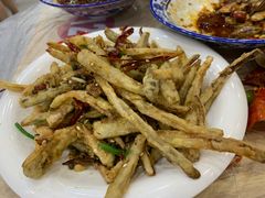 -江城燕子大排档(江汉路步行街店)