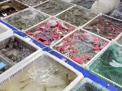 -霞涌市场海鲜摆卖区