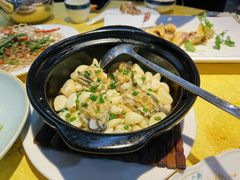 蒜蓉焗大生蚝-新高记·粤菜·湛江鸡(南头古城店)