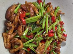 -绿茵小镇中西餐厅(五岭店)