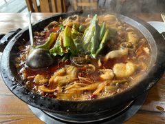麻辣石锅鱼-都江堰石锅鱼