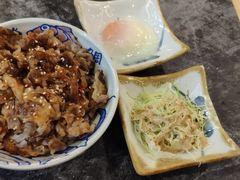 魔王慢烧牛肉丼-魔丼屋(日月光店)