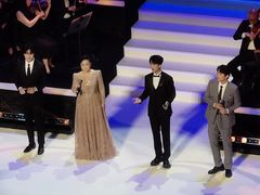 -交通银行前滩31演艺中心