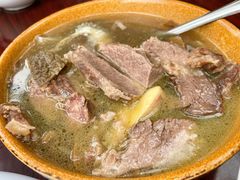 -汤锅大王(新平曹苏黄牛汤锅有限公司)