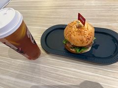 -必胜客(WOW贺州灵峰店)