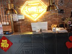 -LYFATTI 莱芙缇(赣水路店)