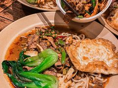 -方铲铲·成都板凳面(滨江银泰店)