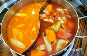 Ox Tail Soup Base with Satay Soup Base