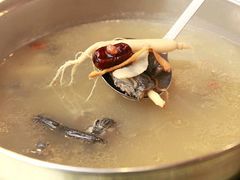 鲜人参乌鸡汤-丫丫汤膳打边炉(宏府408坊店)