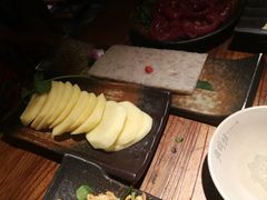 -老牌坊云南鱼豆花火锅(嵩山店)