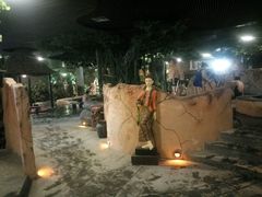 -泉城欧乐堡戏水湾艺术养生温泉