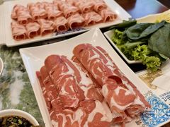 -楼外楼大刀肉传统火锅(西安大路店)