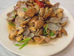 辣炒蛤蜊-1910老鲁味海鲜·戳子肉·青岛菜(金沙滩店)