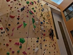-ROCKPLUS攀岩馆(环宇城店)