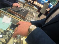 -亨得利钟表商店