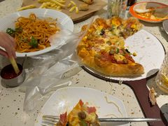 -必胜客(WOW中心城店)